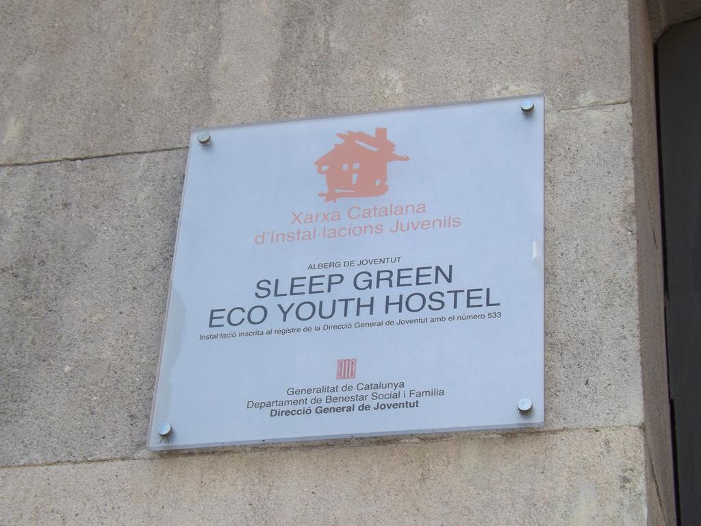 Sleep Green - Certified Eco Youth Hostel Barcelona Luaran gambar