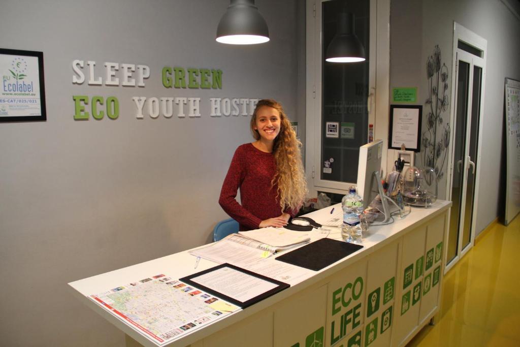 Sleep Green - Certified Eco Youth Hostel Barcelona Luaran gambar